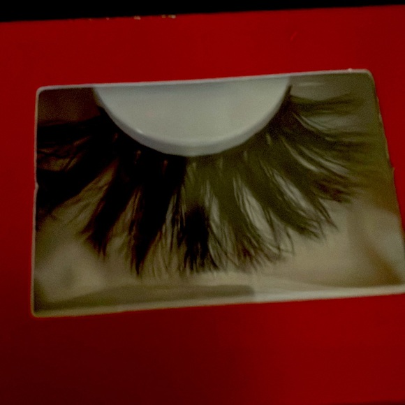 3D eyelashes by beauty. - Picture 2 of 3
